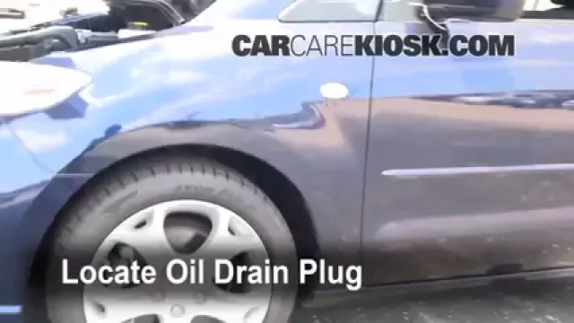 2009 Mazda 5 Sport 2.3L 4 Cyl. Aceite Cambiar aceite y filtro de aceite